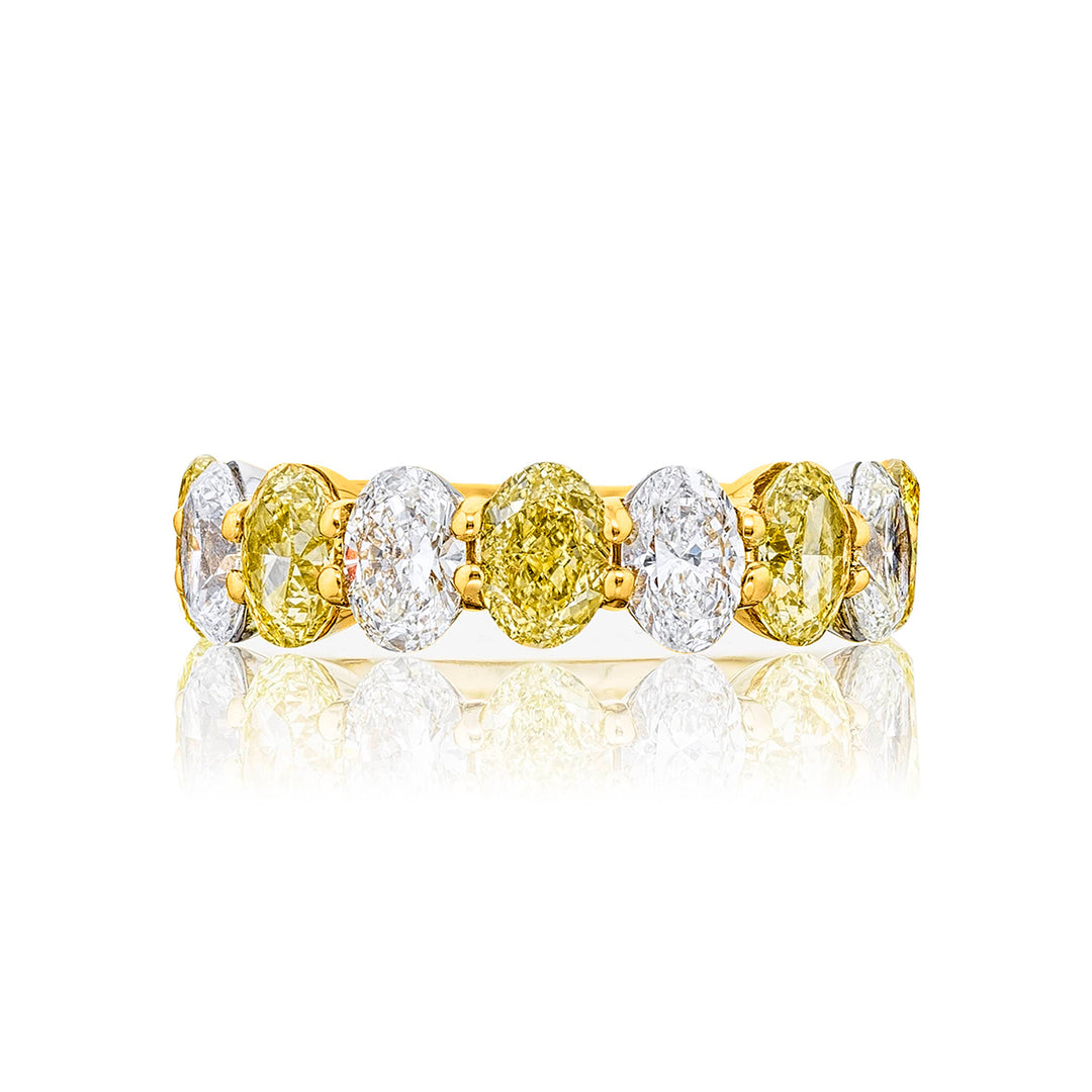 18K Yellow Gold Oval Fancy Yellow Diamond Single-Row Band