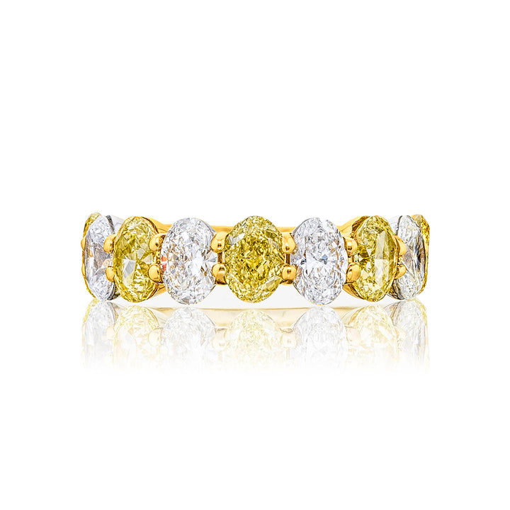 18K Yellow Gold Oval Fancy Yellow Diamond Single-Row Band