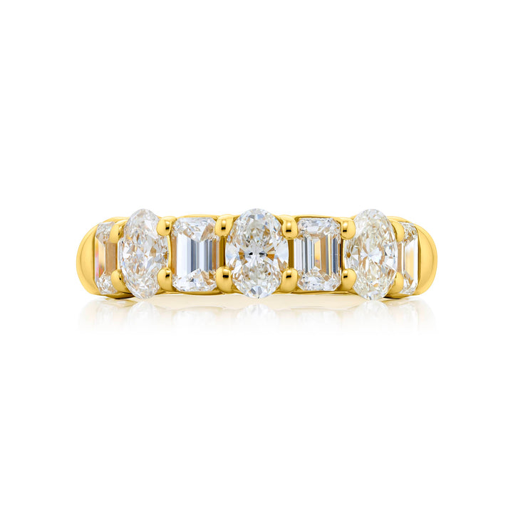 18K Yellow Gold Oval and Emerald-Cut Diamond Band